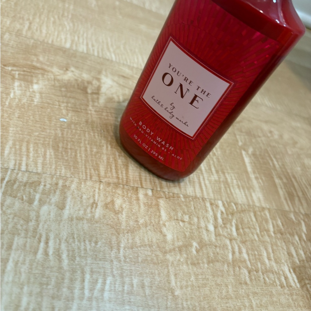 Bath & Body Works You're the One Red Body Wash
